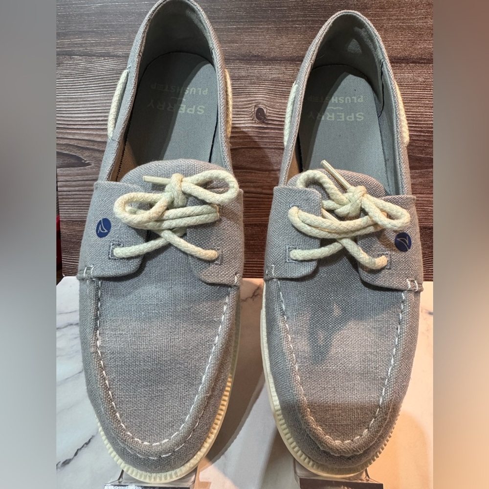 Sperry Ladies Plushstep Gray Canvas Boat Shoe - size 9.5